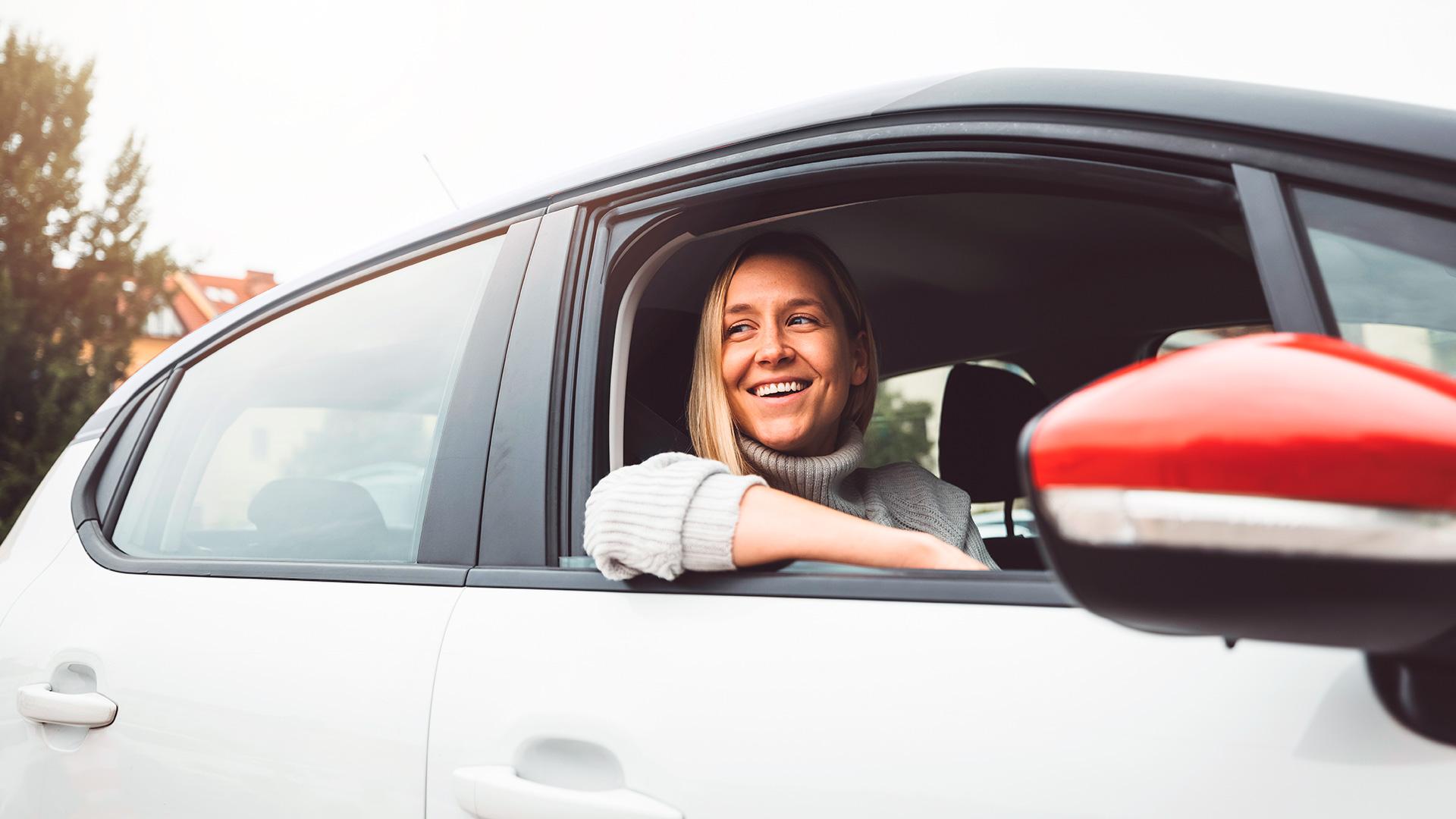 1920x1080_assurance_auto_femme_passager_1.jpg